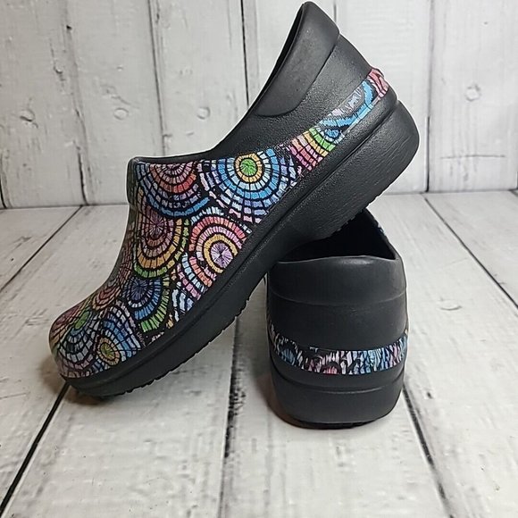 Crocs Neria Pro II Womens Size 8 Rubber Slip On Nursing Work Clogs Shoes Black - Picture 8 of 12